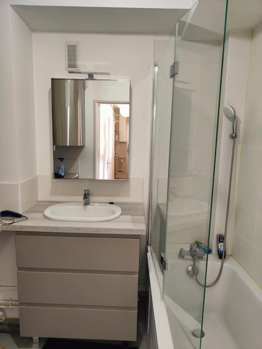 Superbe Appartement Lumineux Avec Vue Imprenable 투르 외부 사진