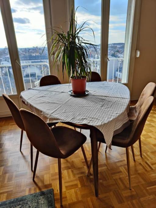 Superbe Appartement Lumineux Avec Vue Imprenable 투르 외부 사진